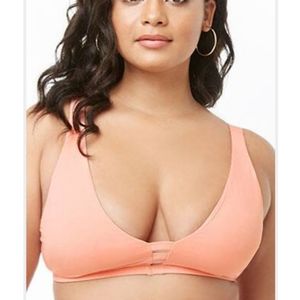 *BUY 2 GET 1 FREE* NWT Bikini Top